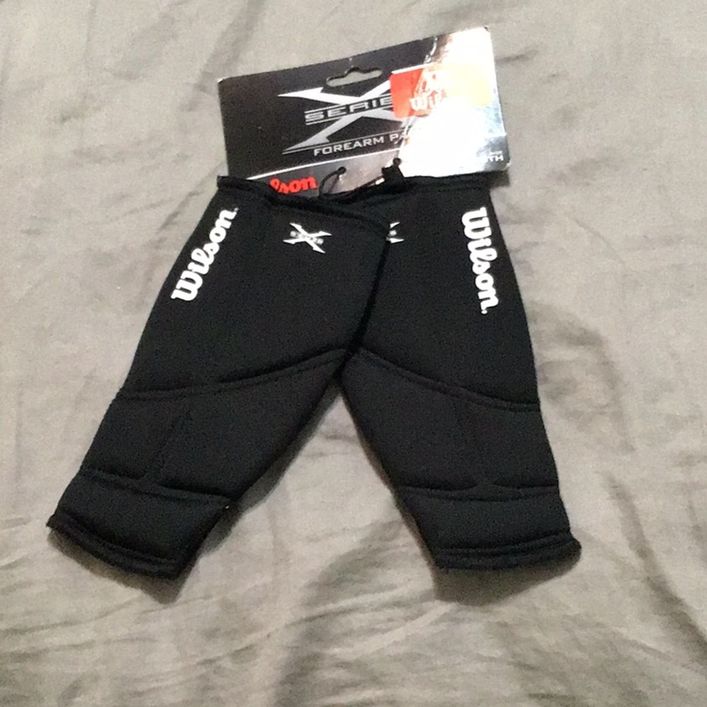 Elbow pads